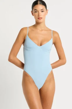 Alana One Piece*bond-eye Fashion