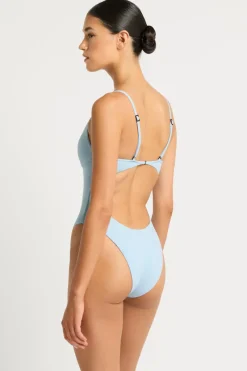 Alana One Piece*bond-eye Fashion