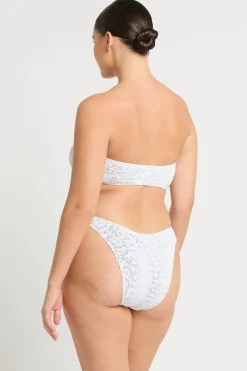 Blake Bandeau*bond-eye Clearance