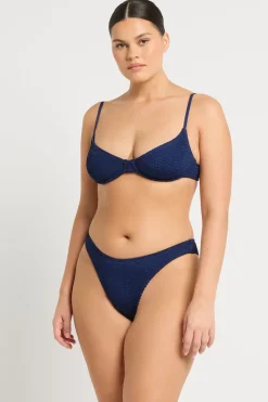Christy Brief*bond-eye Online