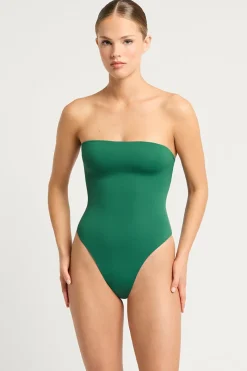 Felicia One Piece*bond-eye Online