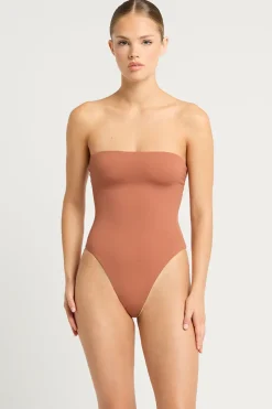 Felicia One Piece*bond-eye Hot
