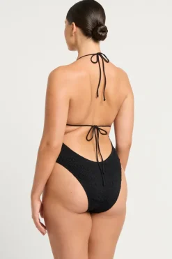 Fowler One Piece*bond-eye Hot