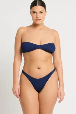 Layla Crop*bond-eye Hot