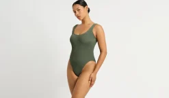 Madison One Piece*bond-eye Fashion
