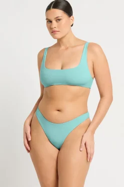 Quinn Crop*bond-eye Hot