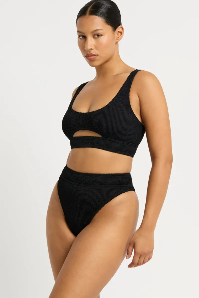 Sasha Crop*bond-eye Online