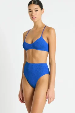 Selena Crop*bond-eye Online